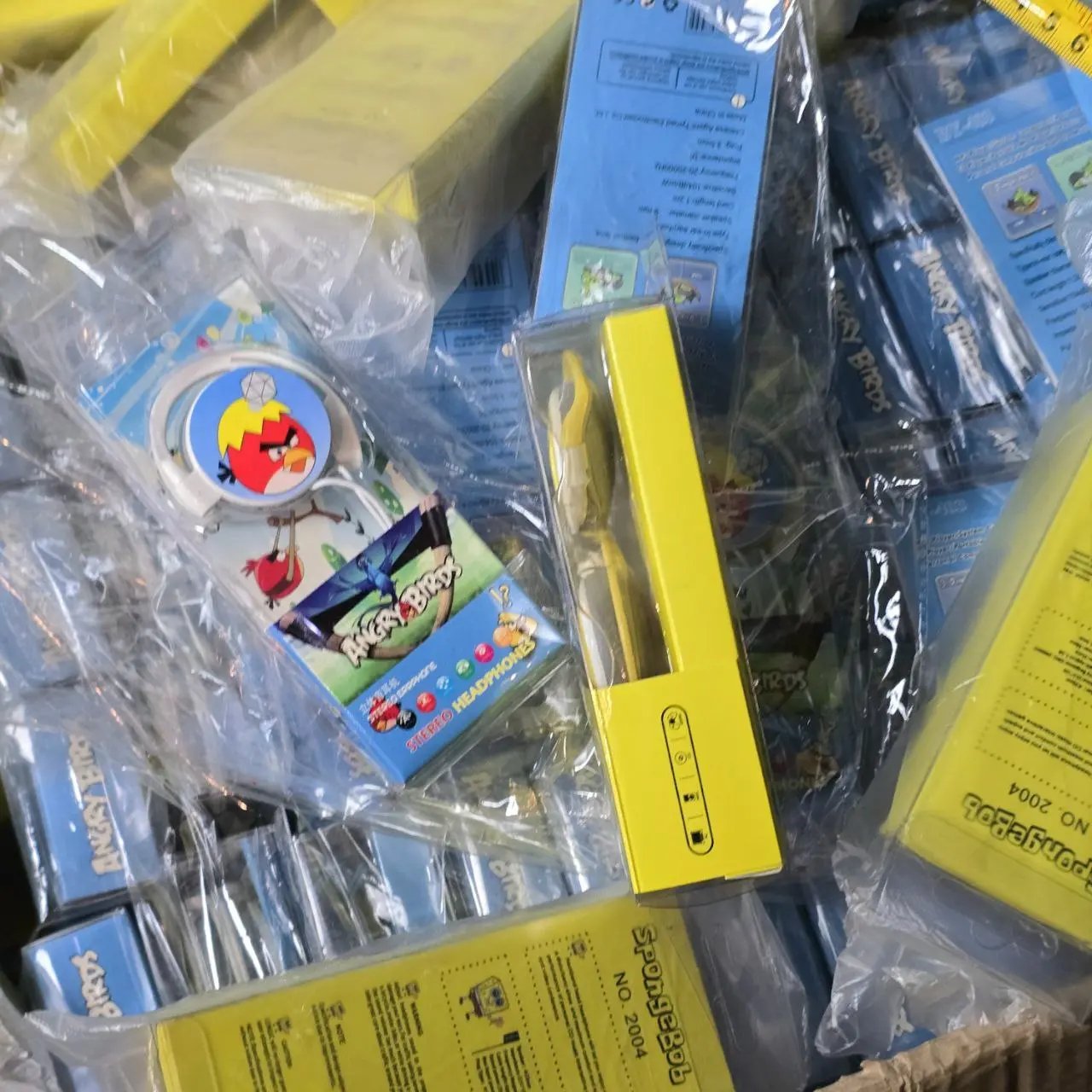 Ofertas de Auriculares con Temas de Angry Birds y SpongeBob - imagen 4