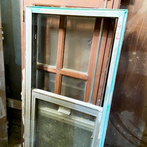 Ventana de Aluminio y Vidrio Usada - 55 x 135 cm - imagen 3