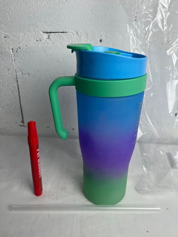Vaso de Plástico con Tapa y Asa - imagen 2