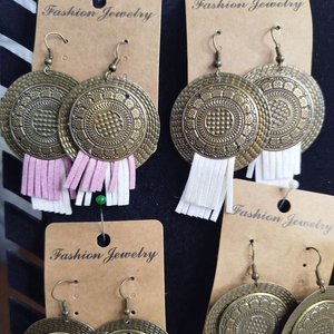 Caravanas Estilo Bohemio con Diseño Mandala y Flecos - imagen 2