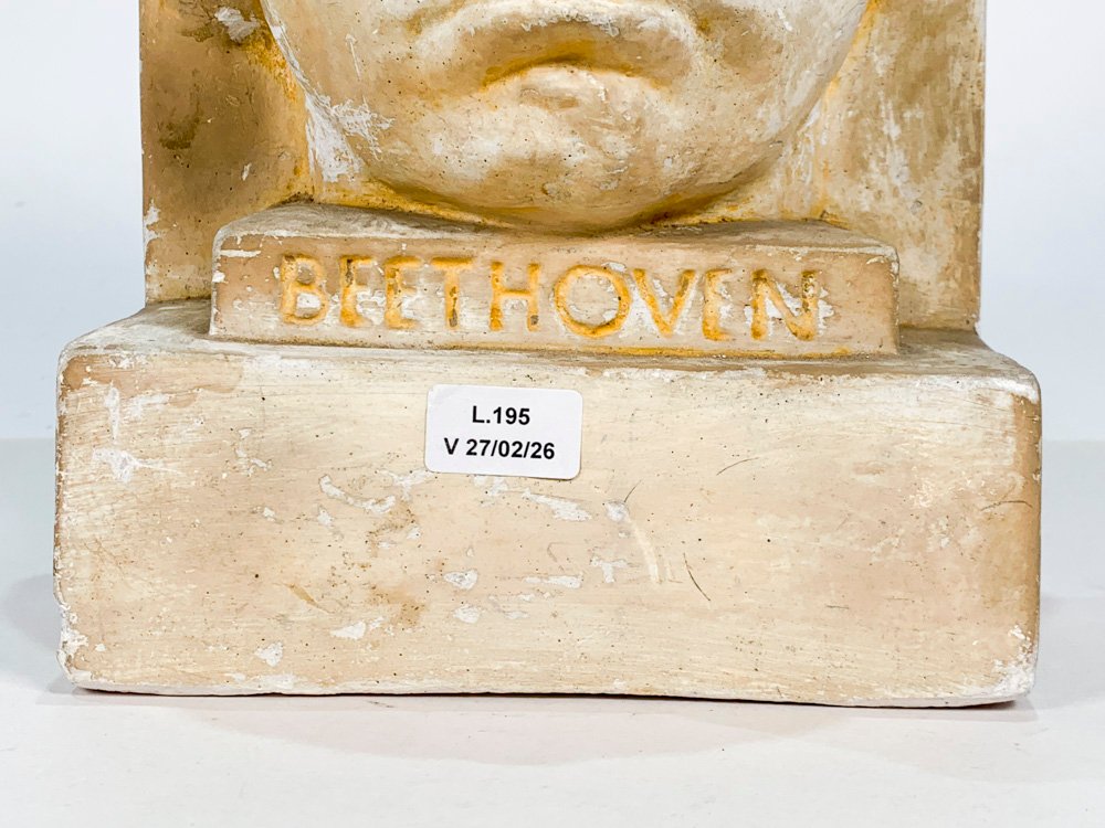 Item 500992 - Image 1