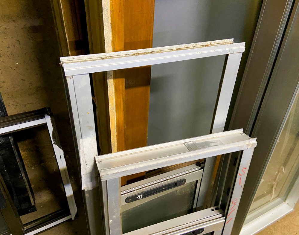 Item 499840 - Image 1