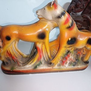 Adorno de Caballos, Velador de Concha y Repisa Decorativa de Madera - imagen 4