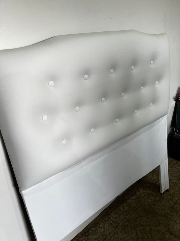 Item 875196 - Image 1