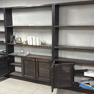 Lote anterior: Estantería Modular Oscura con Puertas y Estantes