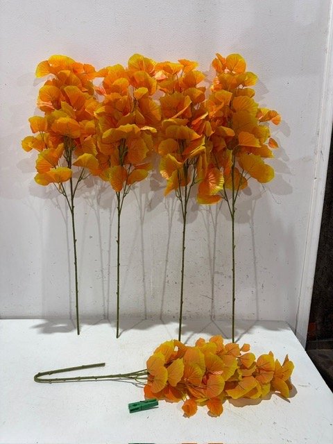 Ramos de Flores Artificiales Naranja