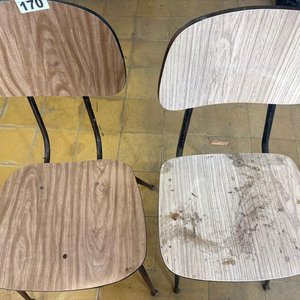 Lote anterior: Juego de 2 Sillas Metálicas con Asiento y Respaldo de Fórmica