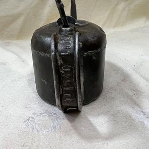 Lote de 2 Aceiteras Antiguas de Taller en Chapa/Acero con Pico Largo - imagen 9