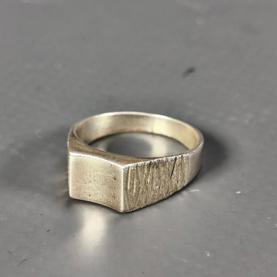 Item 16301 - Image 7