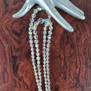 Lote siguiente: Collar Doble de Cristal de Roca con Cierre Metálico