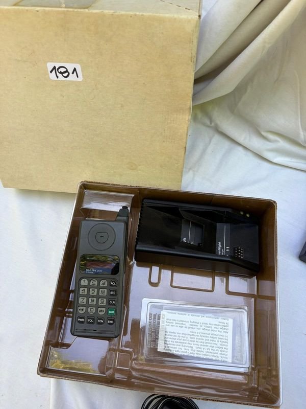 Item 869563 - Image 0