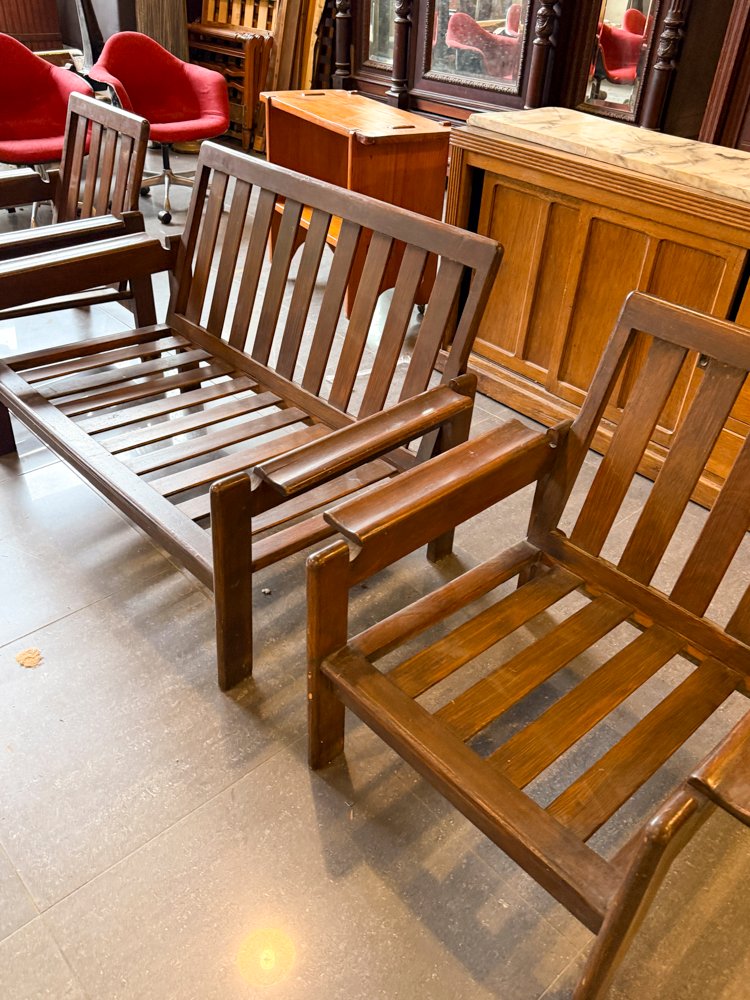 Juego de Sillones de Madera Estilo Moderno