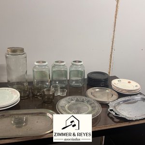 Lote de Frascos, Vasos y Platos - imagen 3