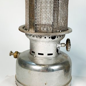 Primus a Bronce y Farol a Mantilla Gris Vintage - imagen 3