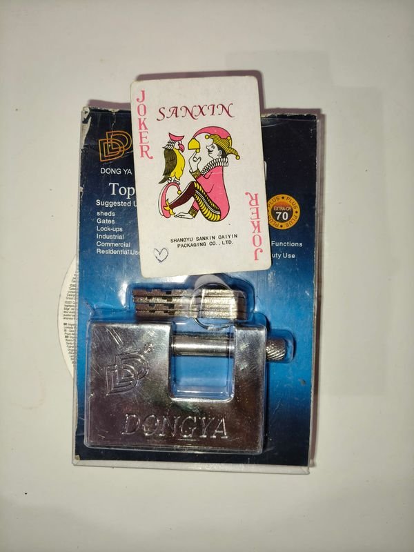 Candado Antifuerza Dongya con Packaging Original