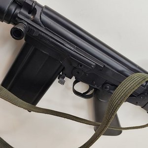 Fusil FAL 7.62x51 Desactivado con Certificado SMA - imagen 4