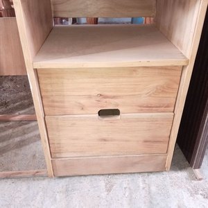 Escritorio Moderno de Madera Maciza Hecho a Mano - imagen 2