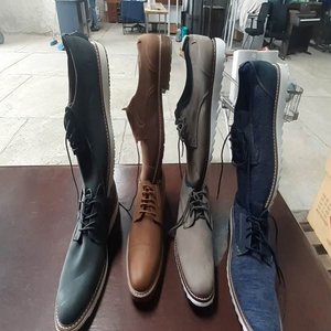 Lote anterior: Pares de Zapatos de Vestir para Hombre