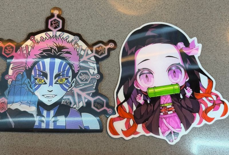 Set de 2 Stickers de Personajes Anime