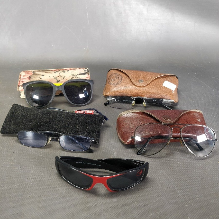 Item 15877 - Image 0