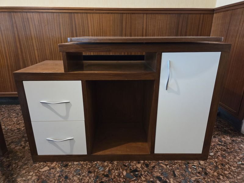 Item 891968 - Image 0