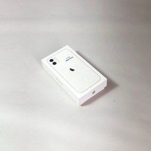 iPhone 11 64GB Blanco con Accesorios y Caja Original - imagen 3