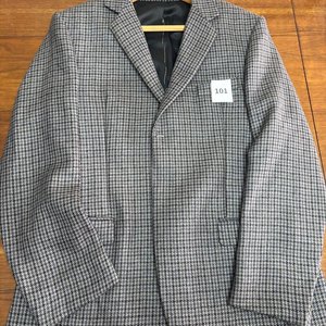 Lote siguiente: Saco de Vestir Gris Talle 50