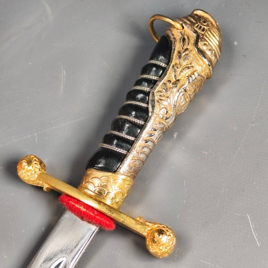 Item 15209 - Image 8