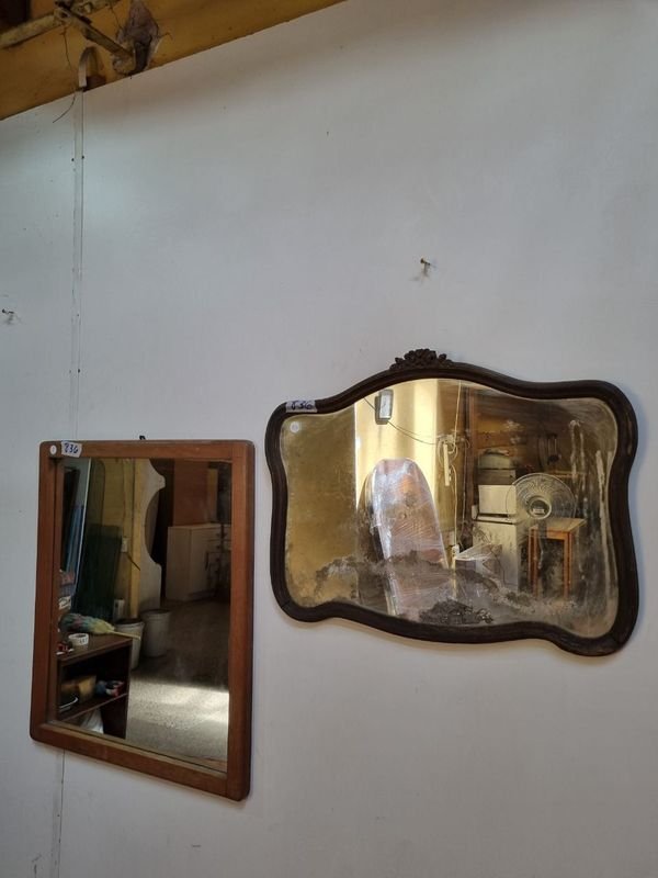 Espejo antiguo con marco de madera - imagen 2