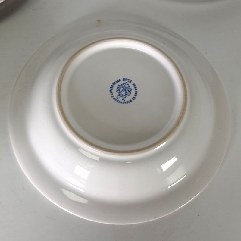 Platos de porcelana Olmos con publicidad de La Casa Violeta - imagen 3