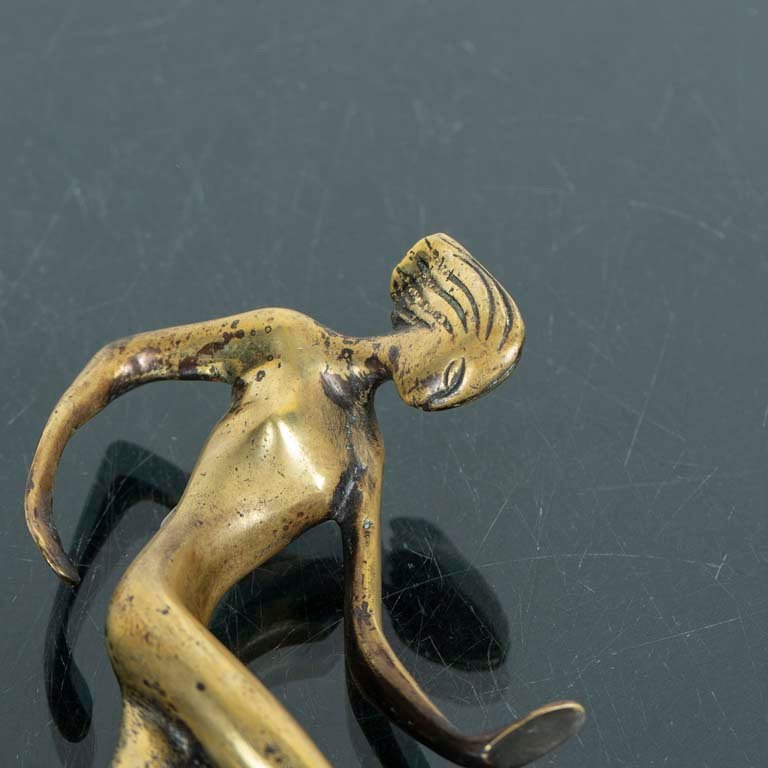 Dama de bronce con medidas: 10x22cm - imagen 2