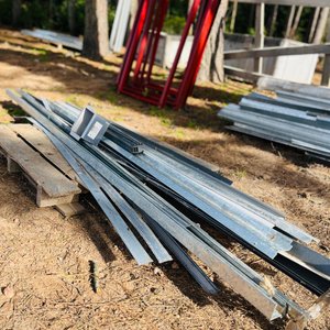 Lote anterior: Lote de Perfiles Metálicos Galvanizados para Construcción
