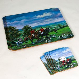 Set de 10 Posavasos y Posafuentes con Monograma y Escena de Caza - imagen 2