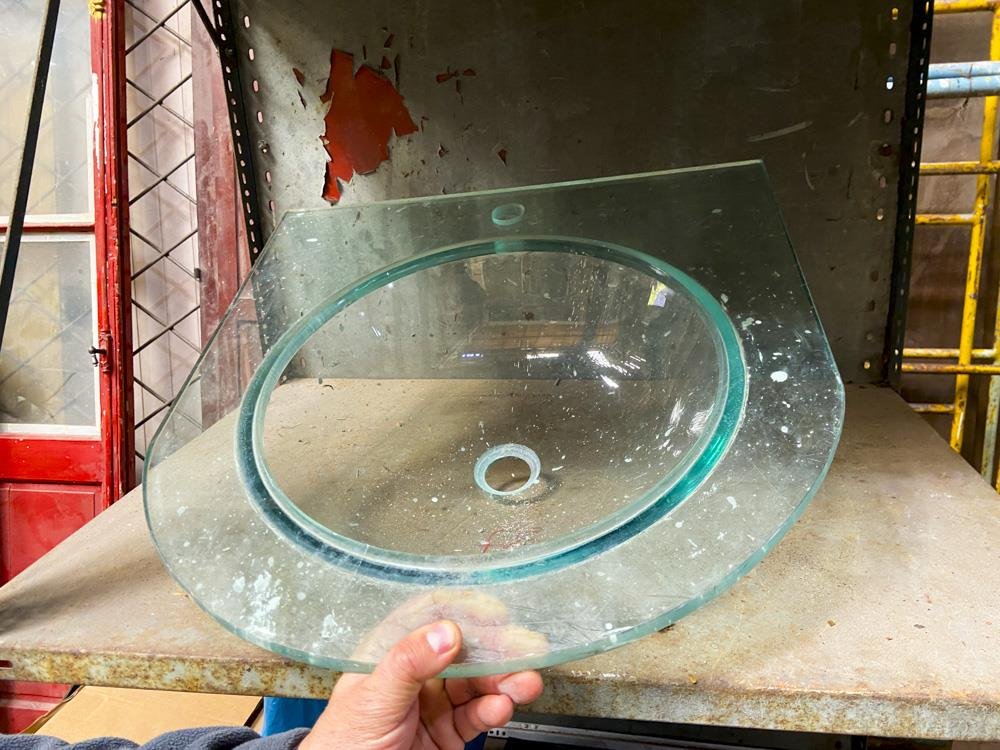 Mesada de Baño Moderna en Vidrio Templado
