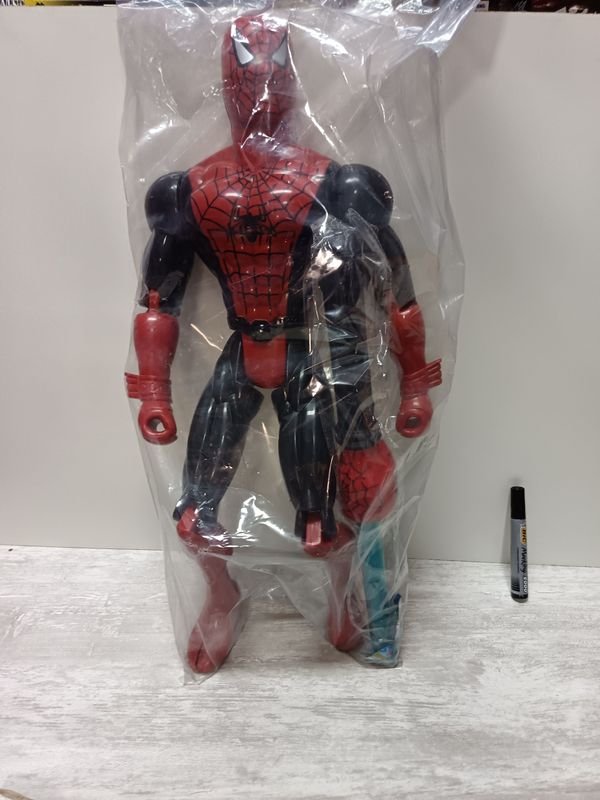 Lote siguiente: Figura de acción de Hombre Araña