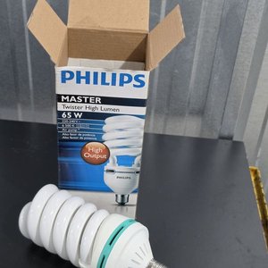 Lámpara Philips MASTER Twister High Lumen 65W E27 - imagen 3