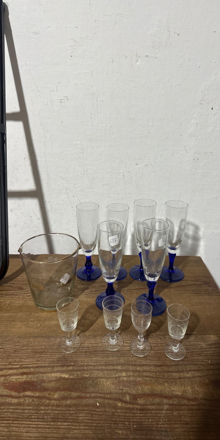 Set de 7 Copas y Hielera de Vidrio