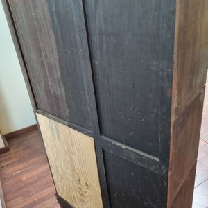 L 956 - Antiguo ropero modular de guardado en madera de buen porte, con 3 cajones y compartimento con puerta (Medidas 94x40x173cm) - imagen 5
