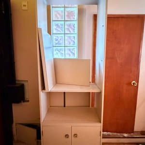 Estantería Vertical de MDF Laminado con Puertas y Estantes - imagen 2