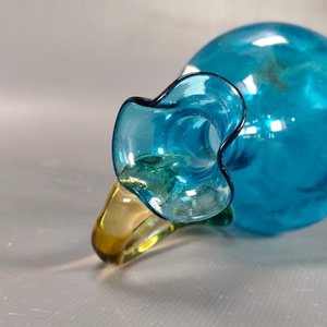 Jarra de Vidrio Azul con Asa Amarilla y Verde - imagen 4