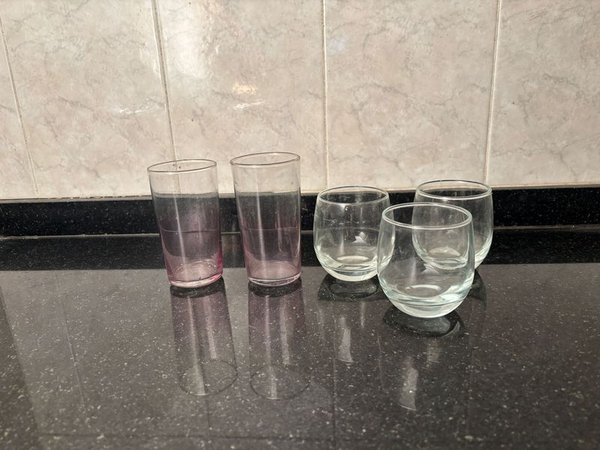 Juego de 5 Vasos de Vidrio - imagen 1