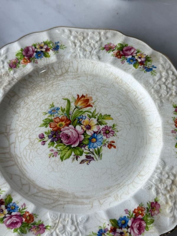 Servicio de té en loza inglesa con decoración floral - imagen 6