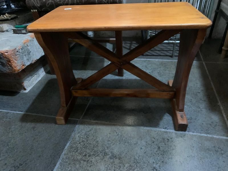 Mesa auxiliar en madera para hogar - imagen 2