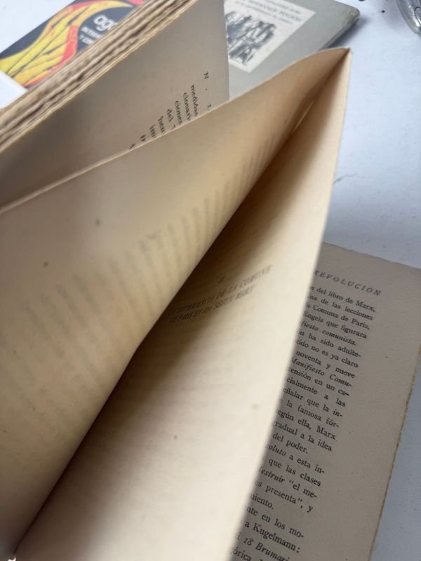 Libros de ensayo político, histórico y pensamiento revolucionario - imagen 6