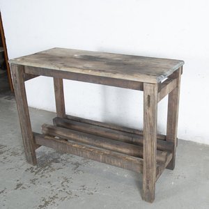 Mesa de Trabajo Rústica de Madera con Estante - Desgaste y Averías - imagen 3