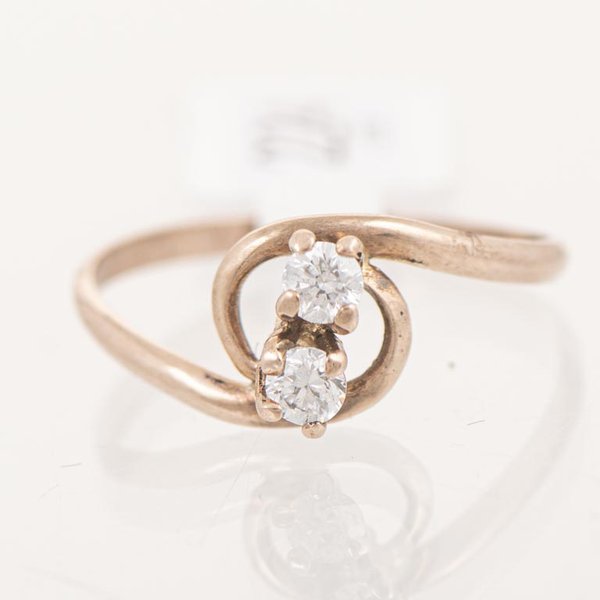 Anillo de Oro con Dos Circonias - imagen 1