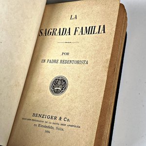 Cartera de Dama Trenzada con Libro "La Sagrada Familia" - imagen 4