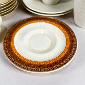 Lote de Tazas, Fuentes y Platitos de Porcelana y Cerámica - imagen 3