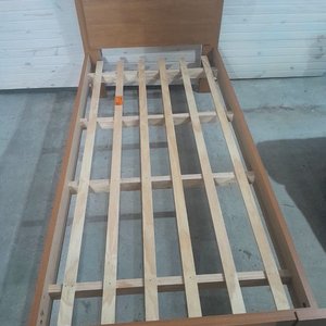 Cama de 1 Plaza Moderna Desarmable - imagen 3