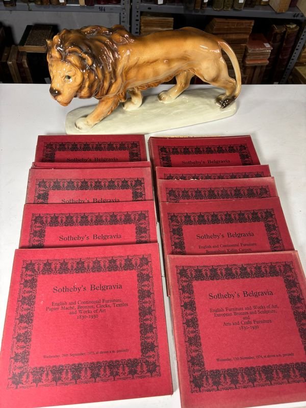 Lote siguiente: Colección de catálogos antiguos Sotheby's